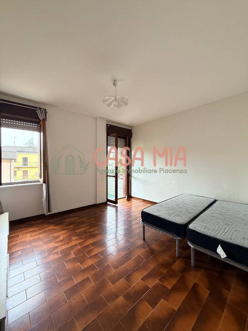 Trilocale in Via Emilia Piacentina 24, Castel San Giovanni — foto 3 di 5