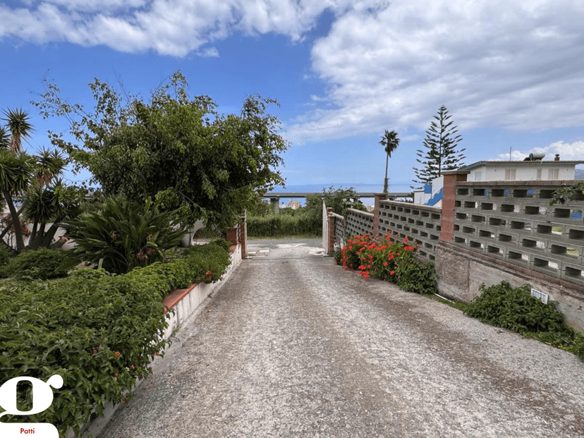 Villa bifamiliare in Contrada Mustazzo 2, Patti — foto 3 di 5