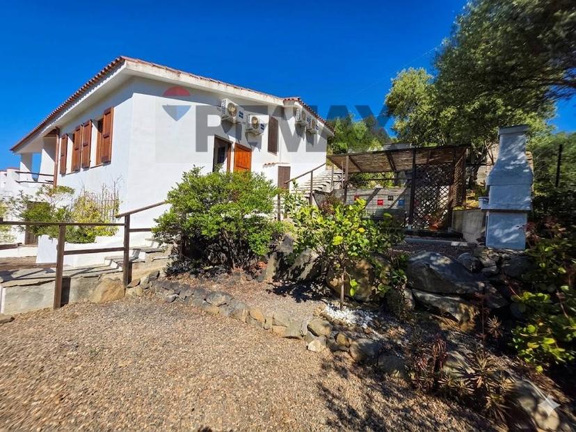 Villa in Via Araucarie 1, Quartu Sant'Elena — foto 2 di 5