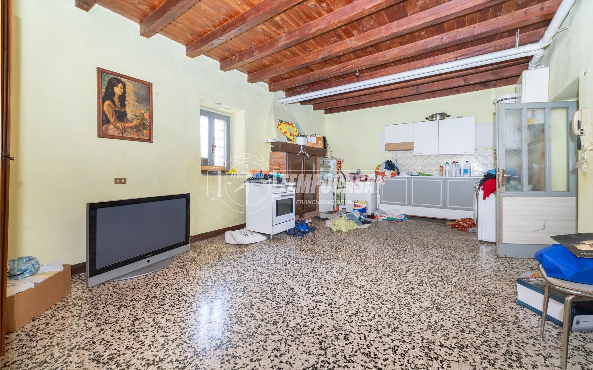 Cascina in Via Abadia, Scanzorosciate