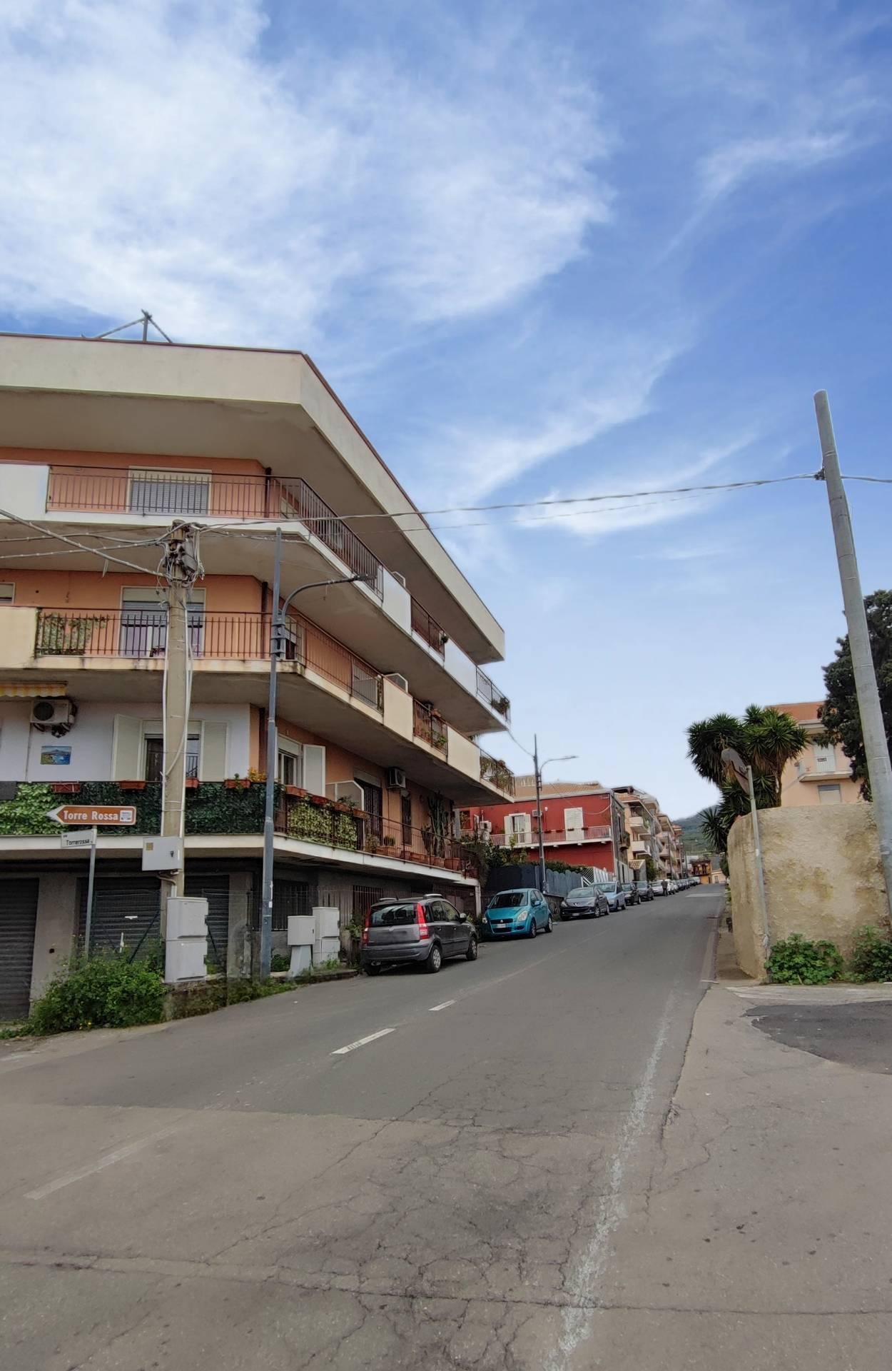 Casa indipendente in Via Regina del Cielo Sn, Fiumefreddo di Sicilia