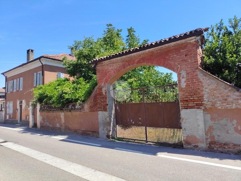 Casa indipendente in Via Maestra 88, Suardi