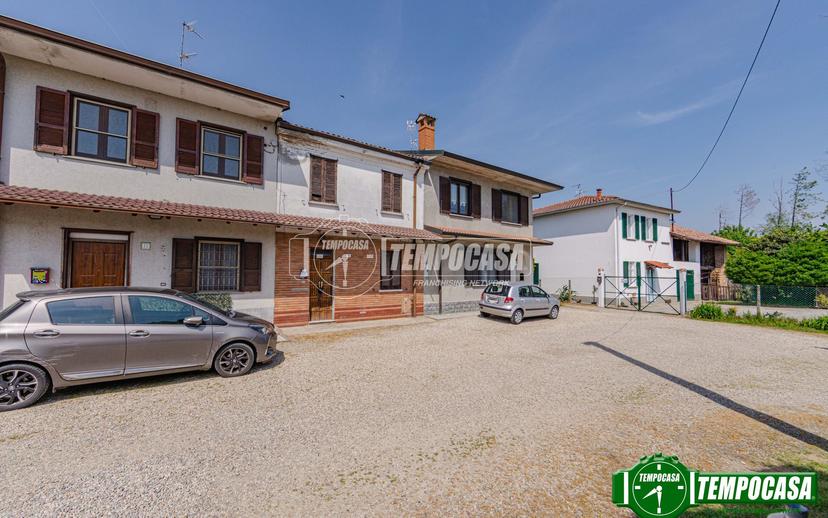 Casa indipendente in Via Piave, Cava Manara — foto 2 di 5