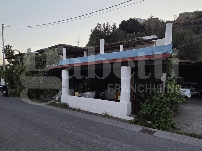 Terratetto unifamiliare in Via Umberto I 46, Santa Marina Salina — foto 4 di 5