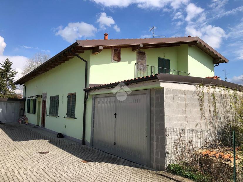 Villa in Via XXV Aprile 14, Lungavilla — foto 4 di 5