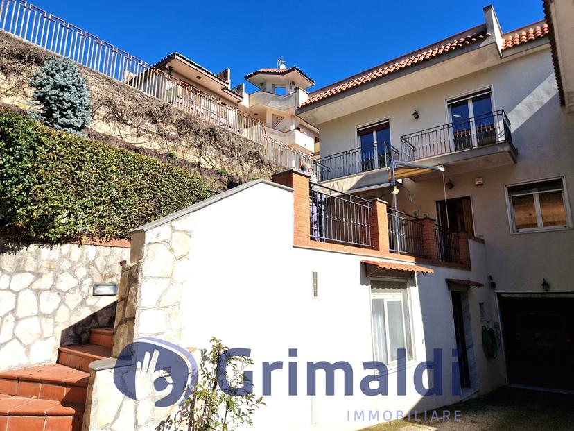 Villa in Via Comunale Guantai Ad Orsolone 177, Napoli — foto 5 di 5