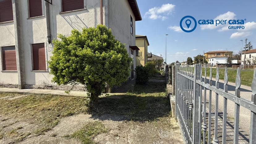 Casa indipendente in Via Antonio Gramsci, 3, Gavello — foto 4 di 5