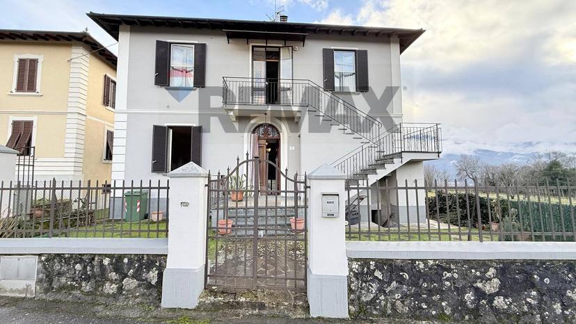 Villa, Barga — foto 3 di 5
