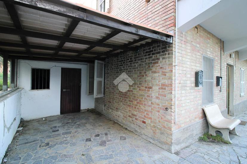 Casa indipendente in Contrada Sant'Angelo 8, Fermo — foto 3 di 5