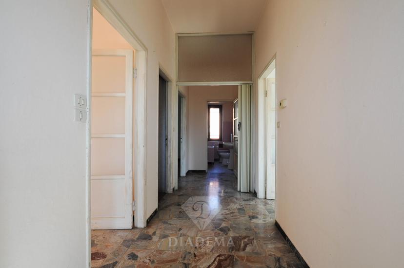 Villa unifamiliare in Via Leopardi 32, Besnate — foto 2 di 5