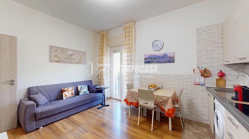 Bilocale in Via G. Donizetti 25, Carate Brianza — foto 4 di 5