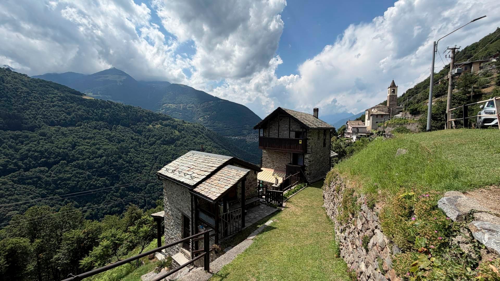 Casa indipendente, Morbegno