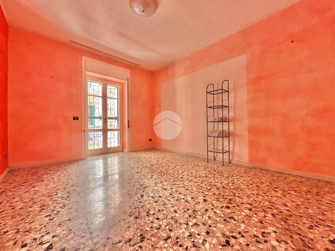 Trilocale in Via Solfatara 65, Pozzuoli