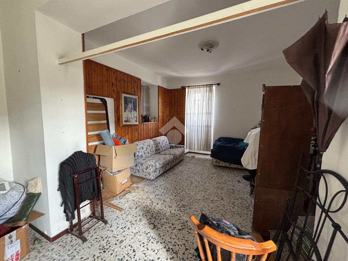 Casa indipendente in Via Veneto 25, Divignano