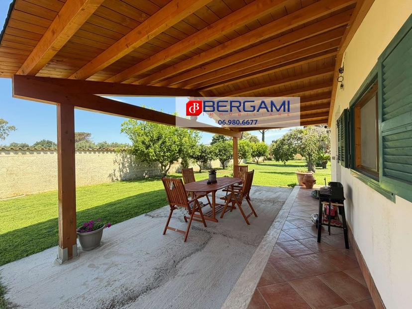 Villa unifamiliare in Via dell'Arancio 12, Nettuno — foto 2 di 5