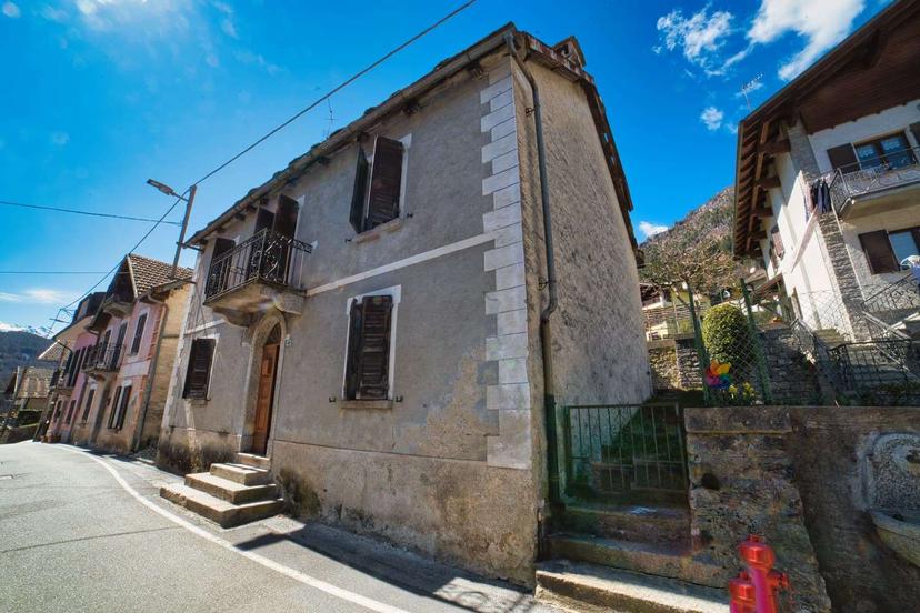 Casa indipendente in Re, Re — foto 4 di 5