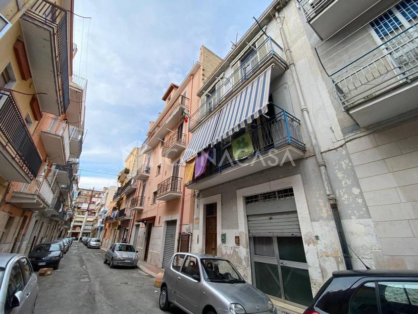 Trilocale in Via Mininni Ciccio Orto 14, Barletta — foto 2 di 5