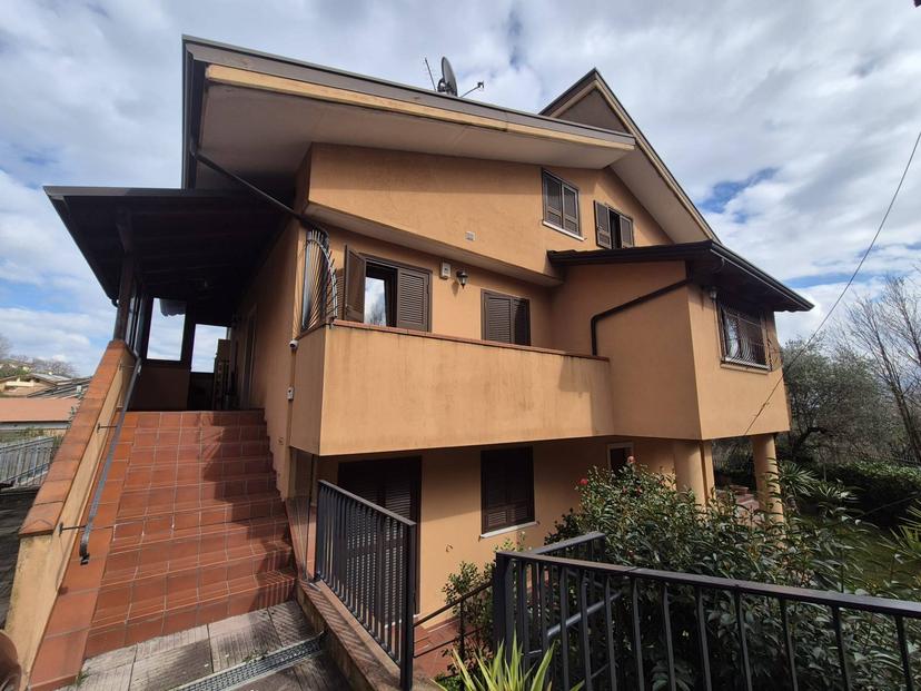 Villa in Contrada Pennini 100 T, Avellino — foto 5 di 5
