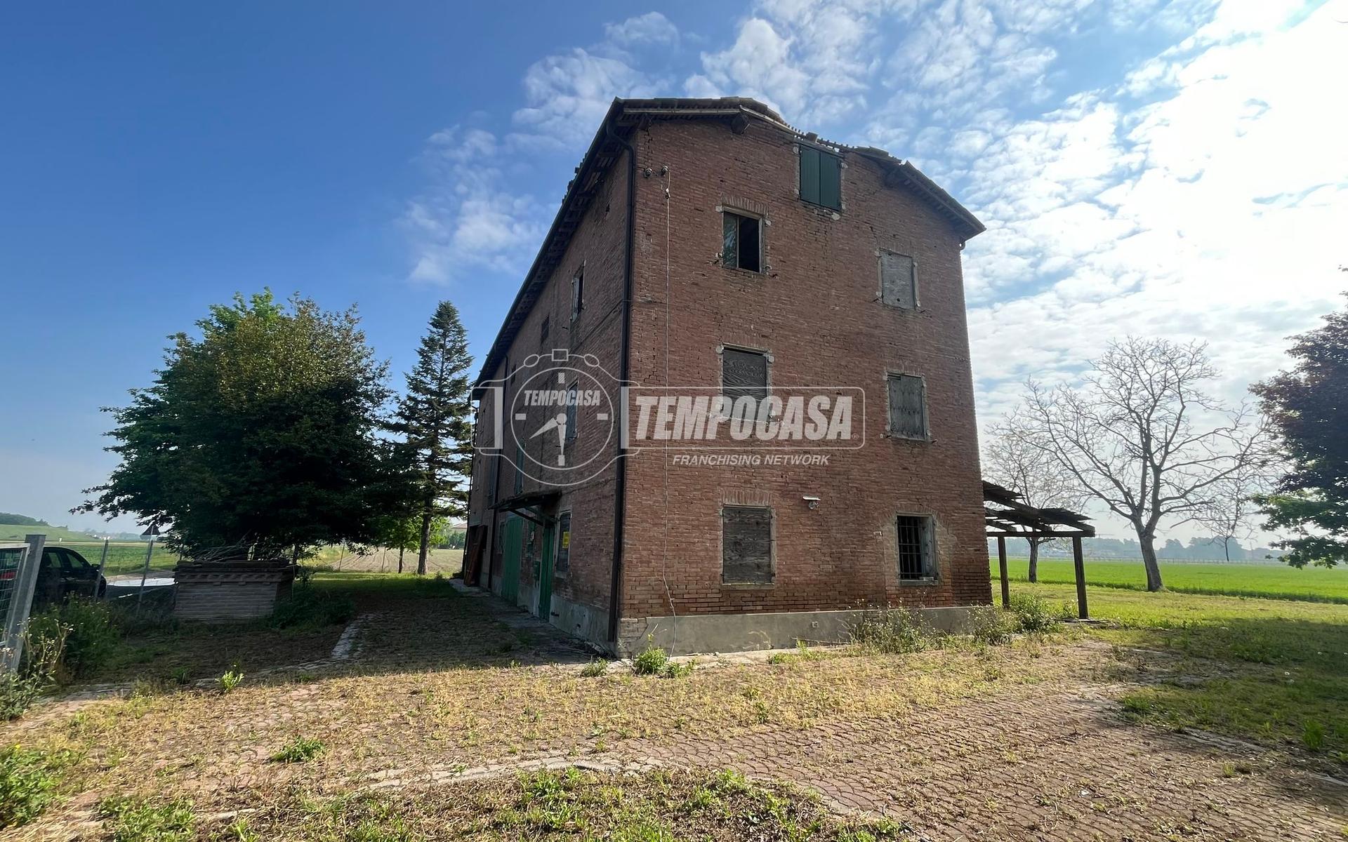 Rustico in Via Chiesa di San Prospero 15, San Prospero