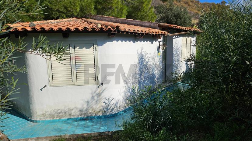 Villa in Via Vulcanello Snc, Lipari — foto 3 di 5
