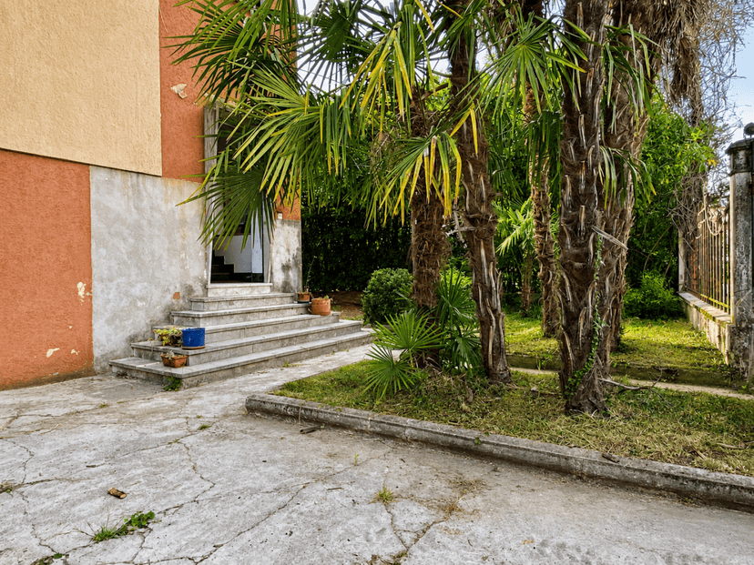 Casa indipendente in Strada delle Cattane, Vicenza — foto 5 di 5