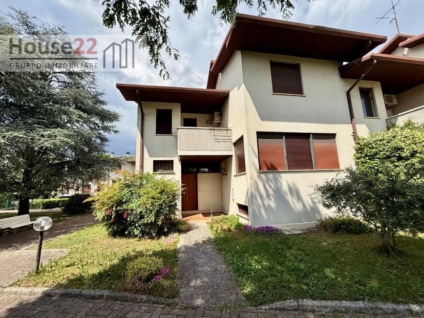 Villa a schiera in Via Chiesa 90, Monticello Conte Otto — foto 3 di 5