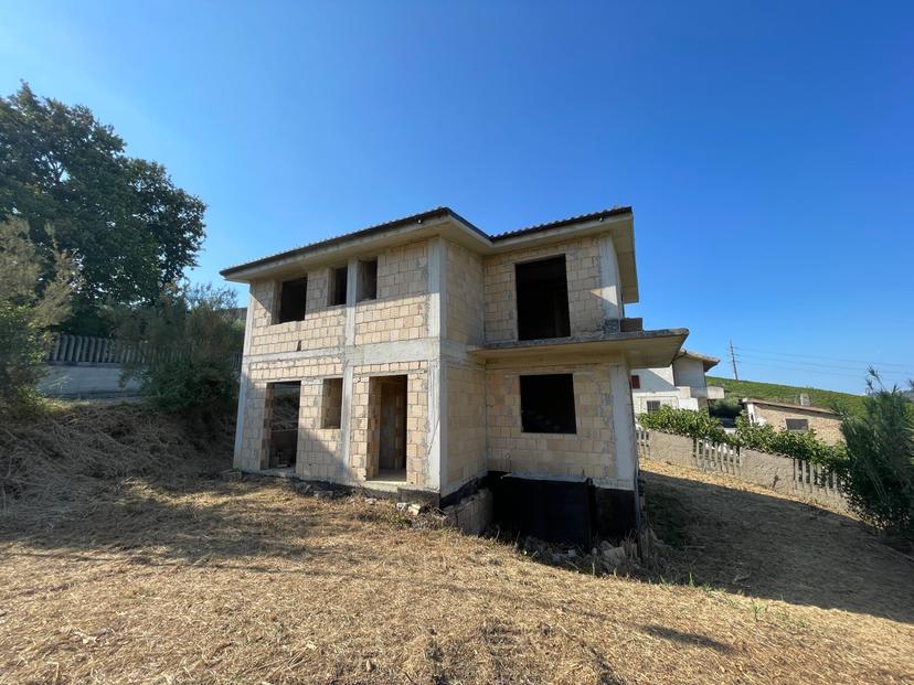 Villa in Via della Sorgente 44, Casalincontrada — foto 4 di 5