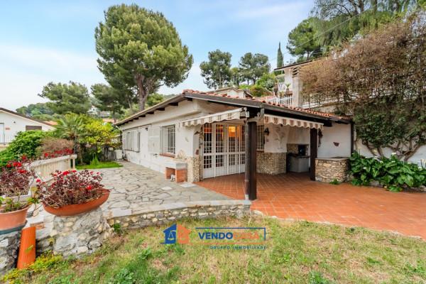 Villa in Via San Luigi 15, Andora