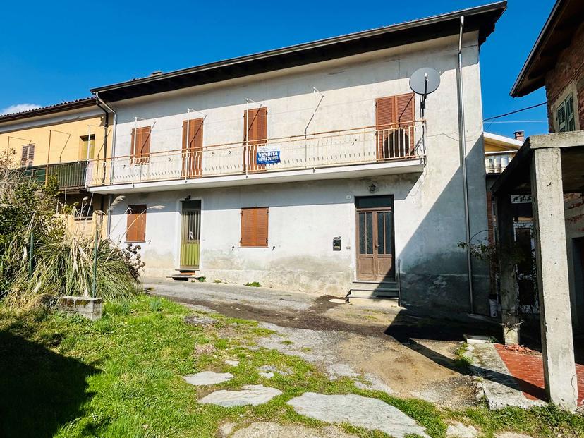 Casa indipendente in Via Monsignor Canova 10, Garessio — foto 2 di 5