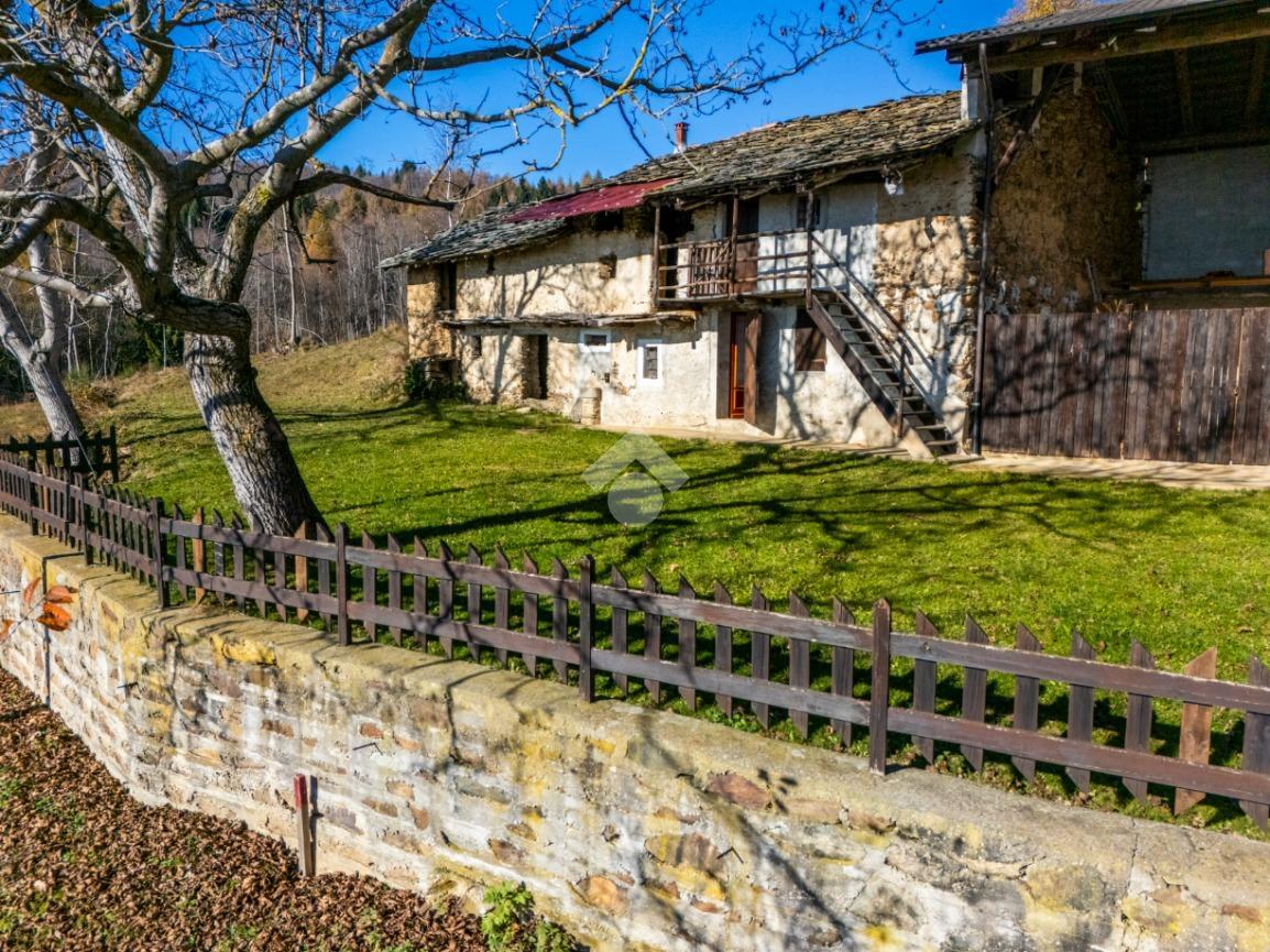 Casa indipendente in Località Meyra Pritallo, Venasca