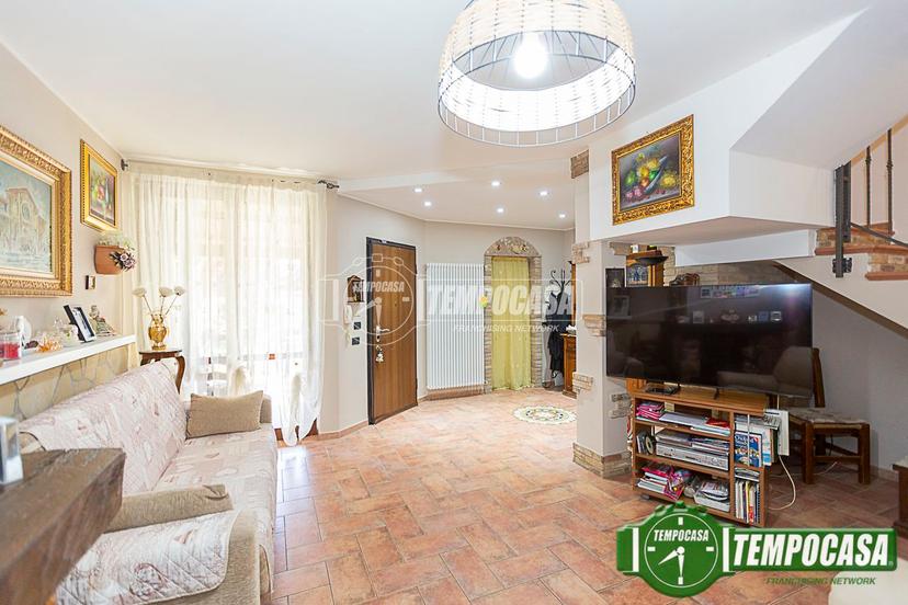 Villa in Via Don Orfeo Ferrarese, Sant'Angelo Lodigiano — foto 3 di 5