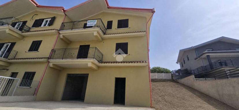 Villa in Contrada Lupinelli 8, Luzzi — foto 5 di 5