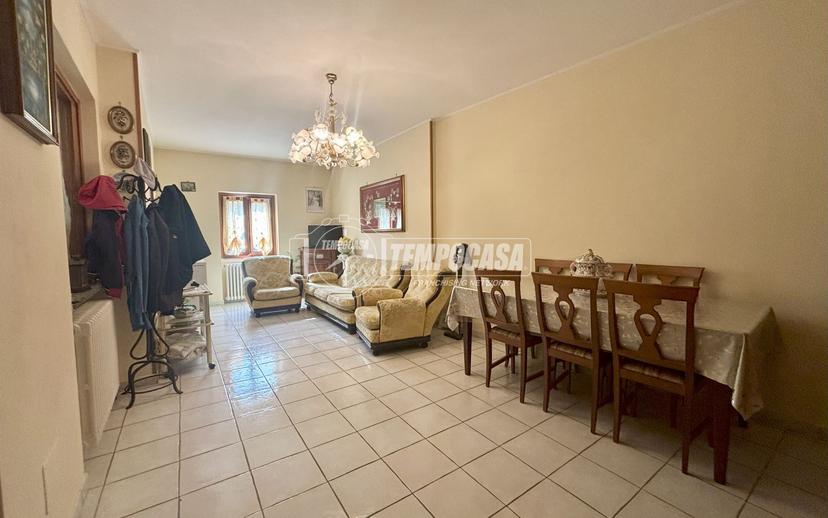 Casa indipendente in Via Ronchetti 1/B, Oleggio Castello — foto 3 di 5