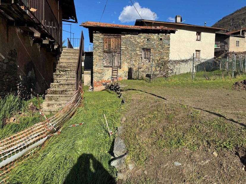 Rustico in Frazione Clapey, Pontey — foto 3 di 4