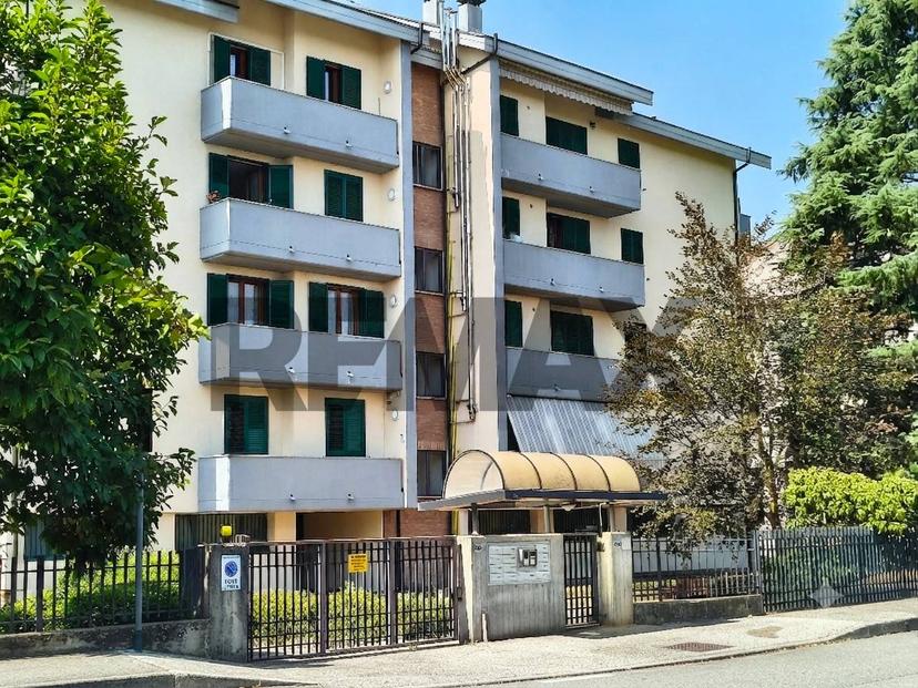 Trilocale in Via Velasca 54, Vimercate — foto 3 di 5