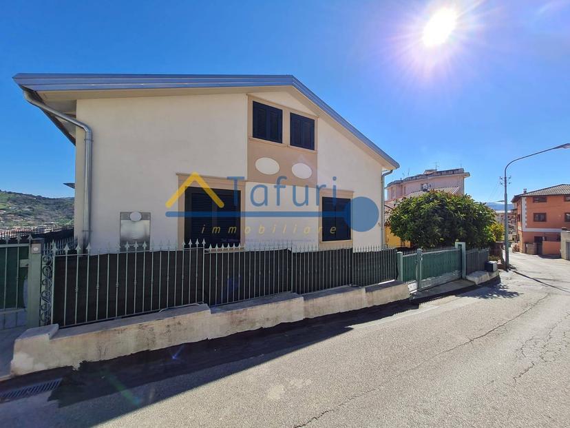 Villa in Via Carmine Rossi, Agropoli — foto 3 di 5