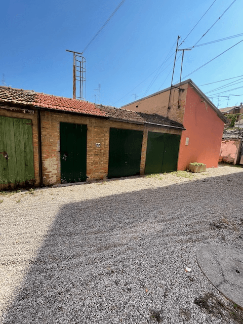 Bilocale in Via Montefiorino, Ferrara