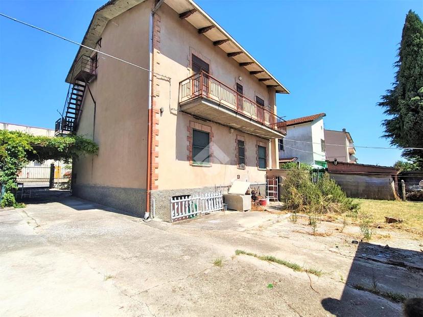 Casa indipendente in Strada dei Loggi 90, Perugia — foto 5 di 5