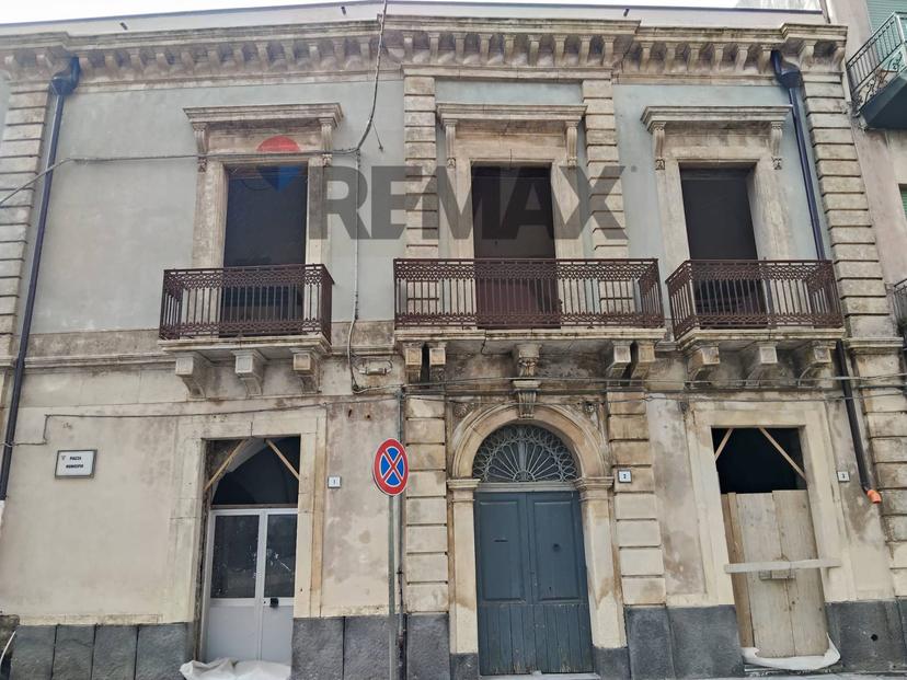 Casa indipendente in Piazza Municipio 1/2/3, Linguaglossa — foto 3 di 5