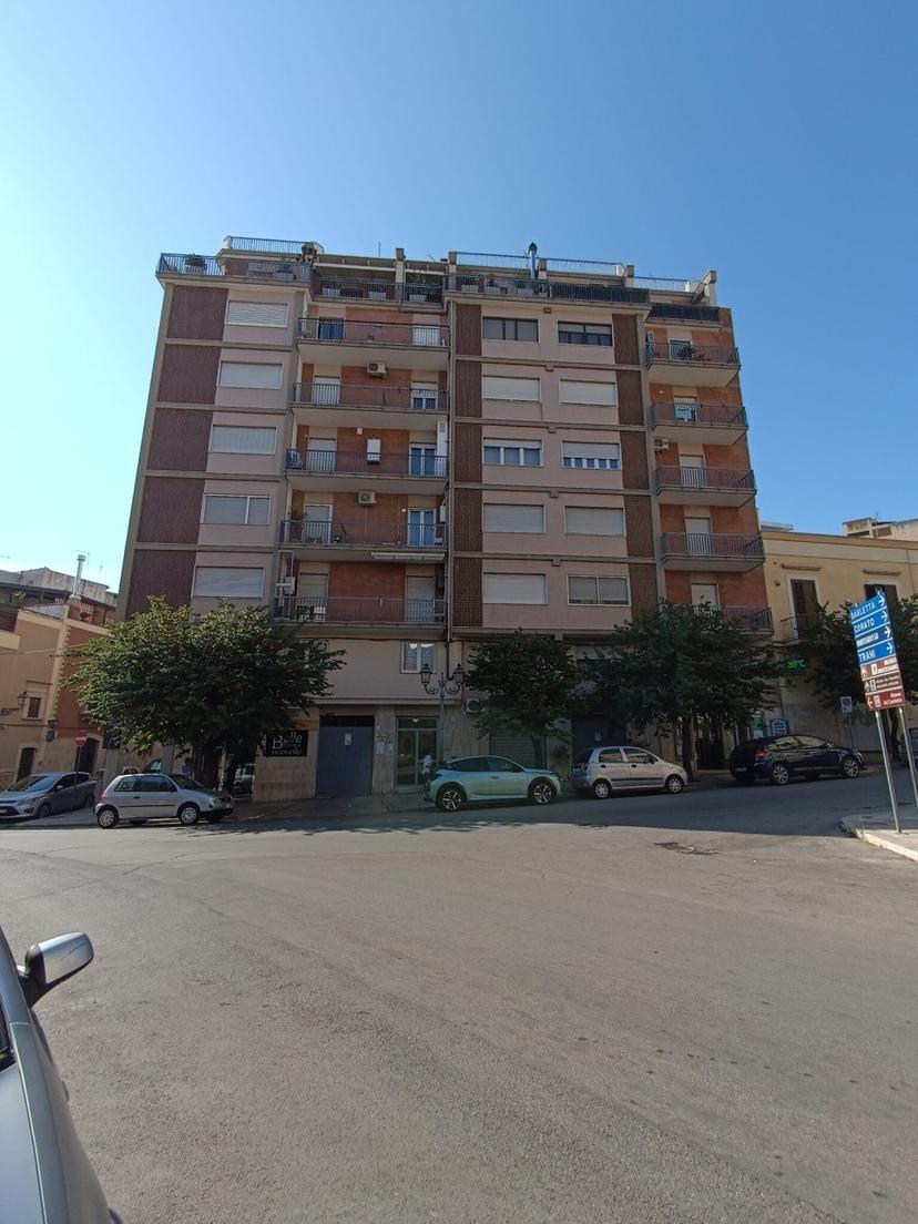 Appartamento in Piazza Ruggiero Settimo 24, Andria