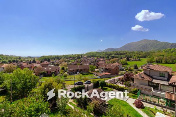 Villa bifamiliare in Regione Garrone 3, Reano — foto 3 di 5