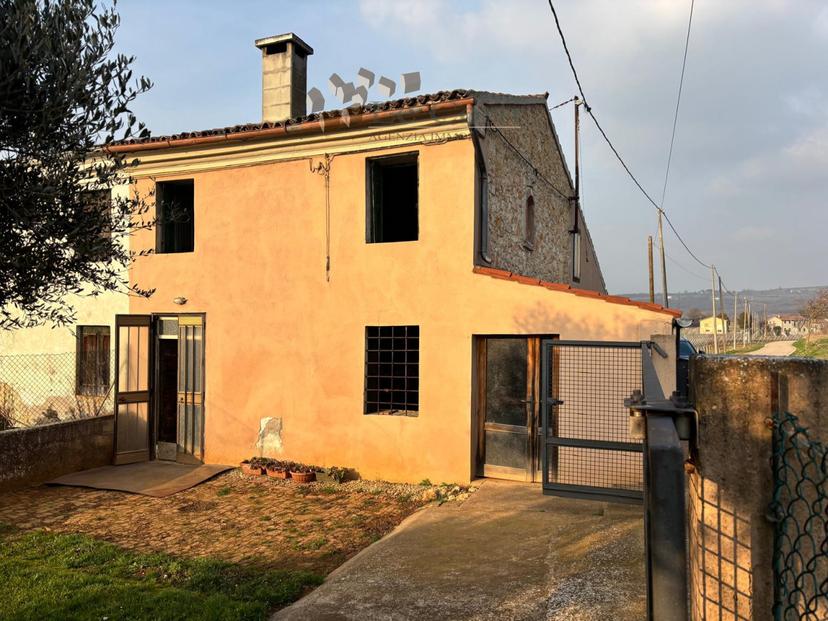 Rustico, Alonte — foto 2 di 5
