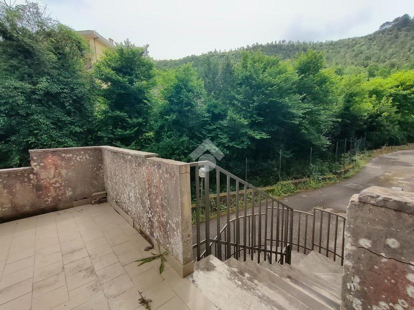Bilocale in Enrico Toti 75, Itri — foto 2 di 5