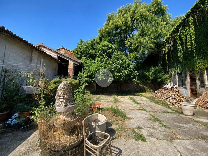 Casa indipendente in Via Motta 8, Castelletto Merli — foto 3 di 5