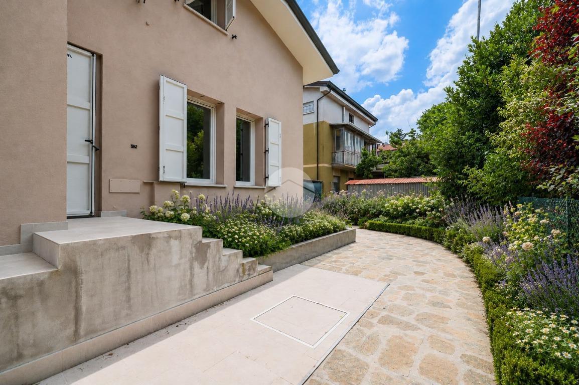 Villa in Via Santarelli 5, Cesenatico