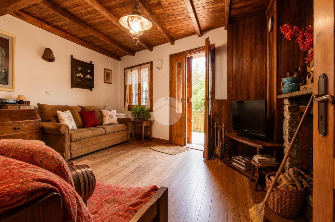 Villa in Strada Provinciale 100 1, Mendatica
