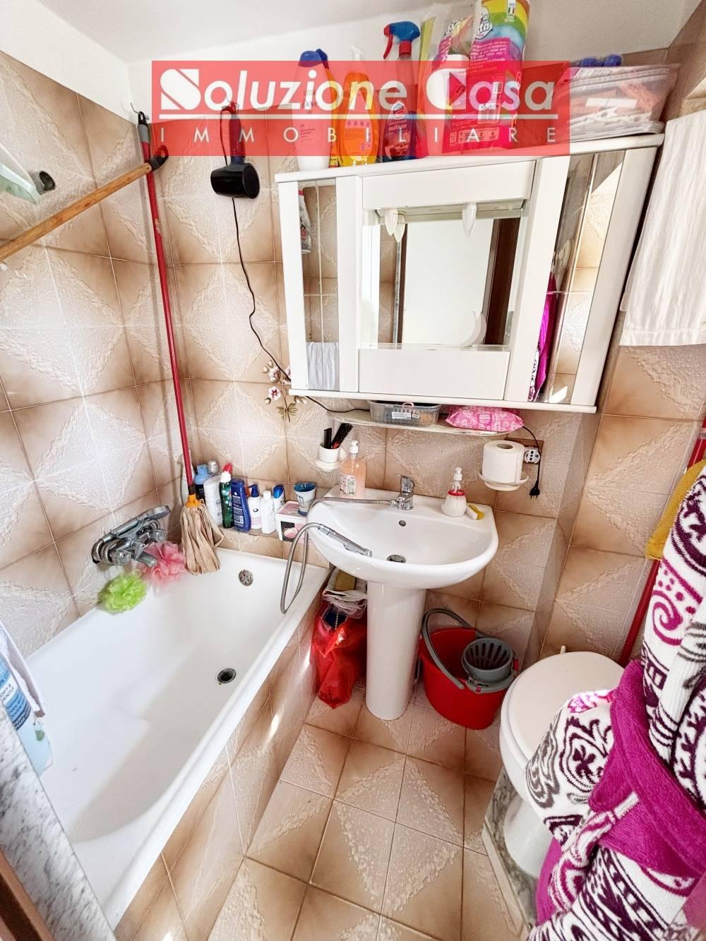 Casa indipendente in Piazza Tarpea, Canosa di Puglia