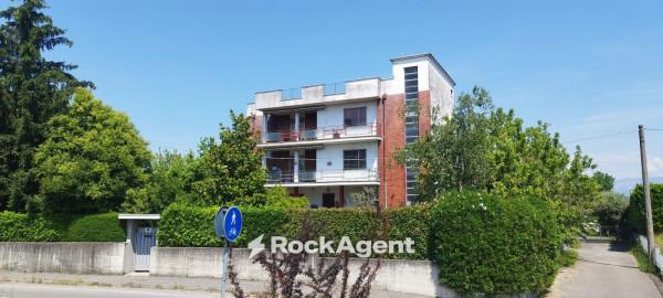 Appartamento in Via Pezzi 25, Capriate San Gervasio