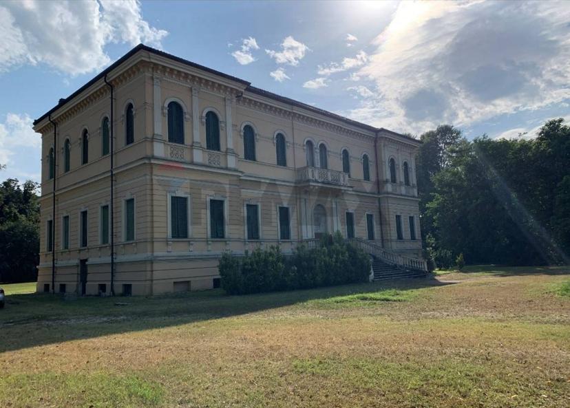 Villa in Viale Adriatico 2, Ferrara — foto 3 di 5