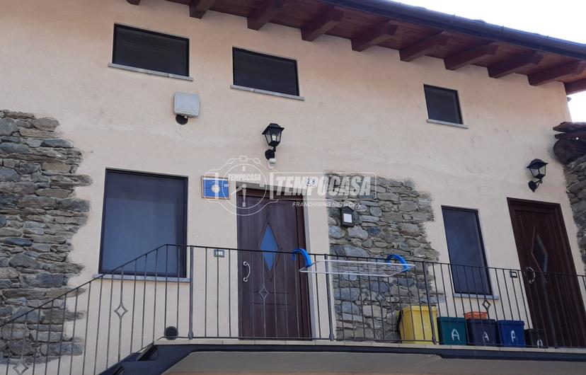 Bilocale in Frazione Favad 1, Issogne